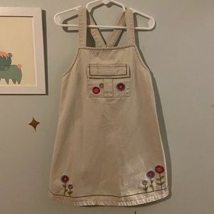 Girls cotton khaki jumper dress with flower embroidery and pocket • size 5